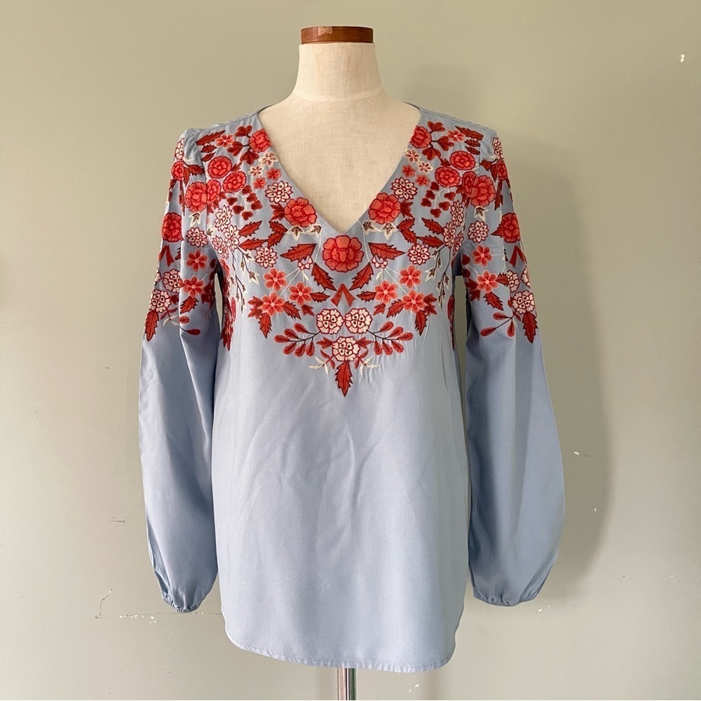 Sundance embroidered Sumina blouse top size Medium NWOT
